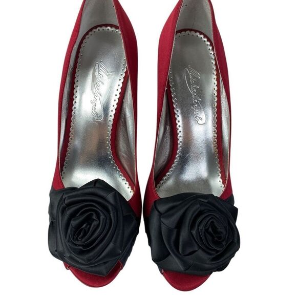 Michael Angelo 8M Red Satin Heels W/Big Black Rose Vintage Vibe Sexy - Picture 3 of 7